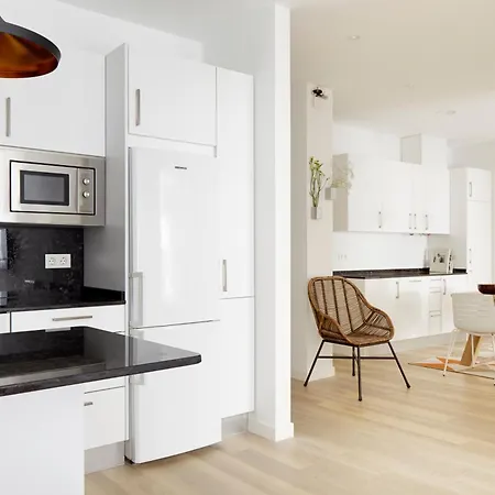 Kaia By Feelfreerentals Apartmán